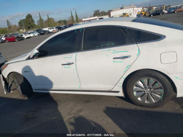 KMHE24L16HA045795 Hyundai Sonata Hybrid Se