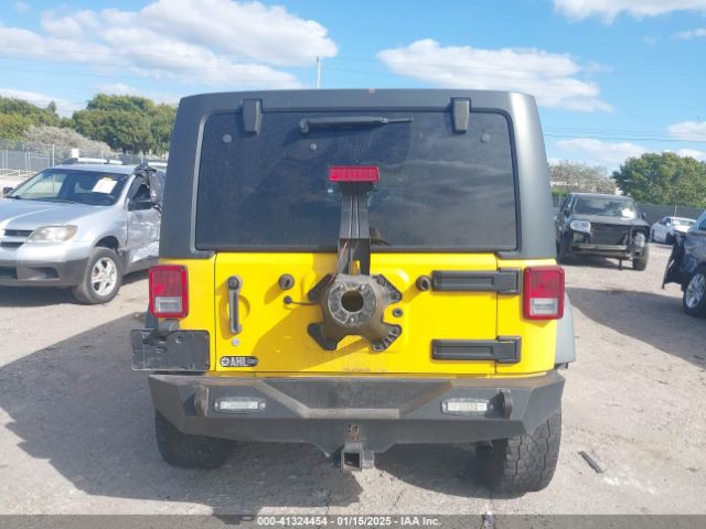 1C4BJWDG5FL573788 Jeep Wrangler Unlimited Sport