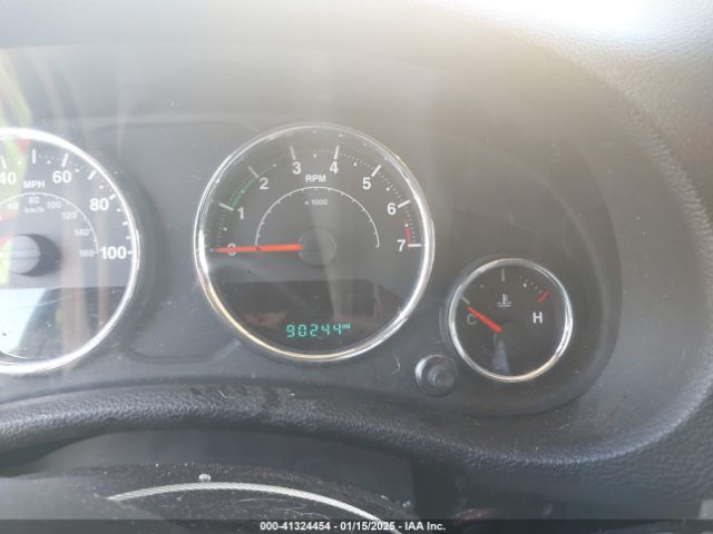 1C4BJWDG5FL573788 Jeep Wrangler Unlimited Sport