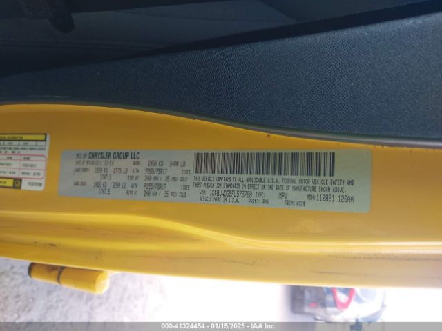 1C4BJWDG5FL573788 Jeep Wrangler Unlimited Sport