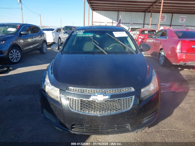 1G1PA5SH0E7105866 Chevrolet Cruze Ls Auto