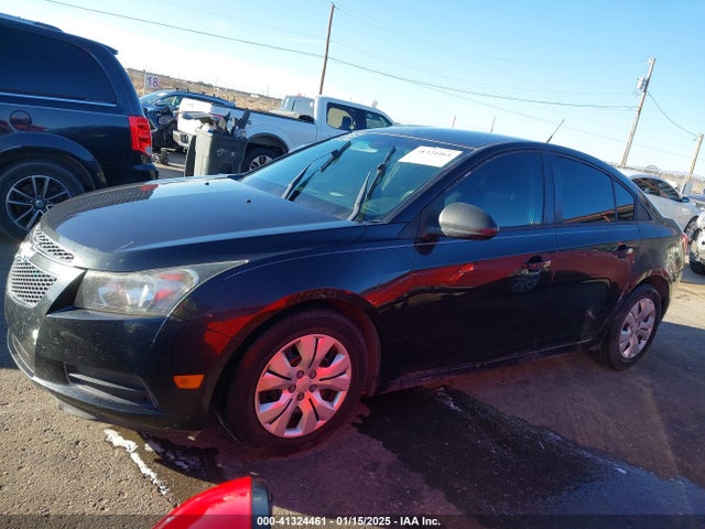 1G1PA5SH0E7105866 Chevrolet Cruze Ls Auto