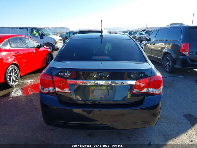 1G1PA5SH0E7105866 Chevrolet Cruze Ls Auto