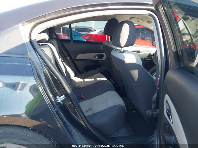 1G1PA5SH0E7105866 Chevrolet Cruze Ls Auto