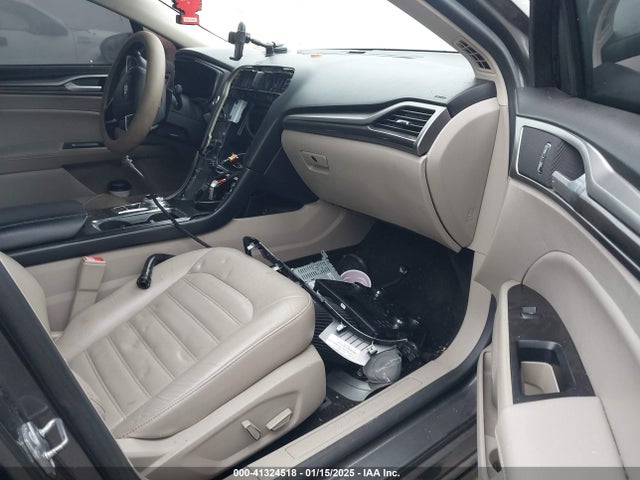 Ford FUSION SE 2018 3FA6P0HD8JR104367 Image 5