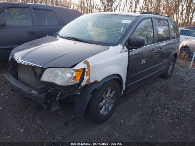 2010 CHRYSLER TOWN & COUNTRY 2A4RR2D18AR431327 Photo 1