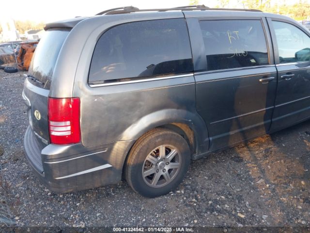 2010 CHRYSLER TOWN & COUNTRY 2A4RR2D18AR431327 Photo 3