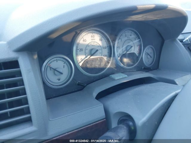 2010 CHRYSLER TOWN & COUNTRY 2A4RR2D18AR431327 Photo 6