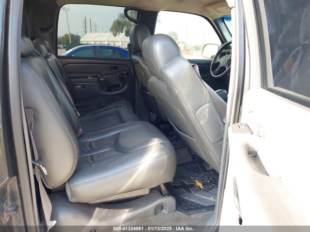 41324861 :رقم المزاد ، 3GNEC12T24G162652 vin ، 2004 Chevrolet Avalanche 1500 مزاد بيع