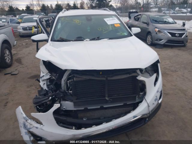 3GKALPEV5JL243739 GMC Terrain Slt