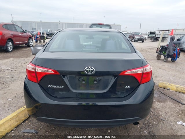 Toyota COROLLA LE 2018 5YFBURHE8JP850502 Image 16