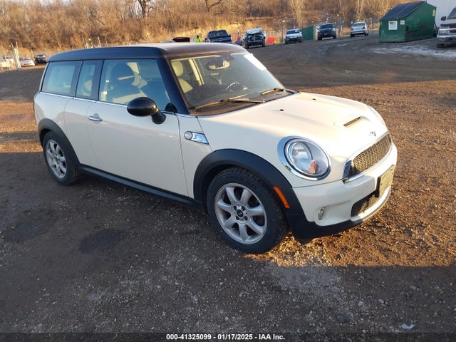 2009 MINI COOPER S CLUBMAN WMWMM33509TP92867 Photo 0
