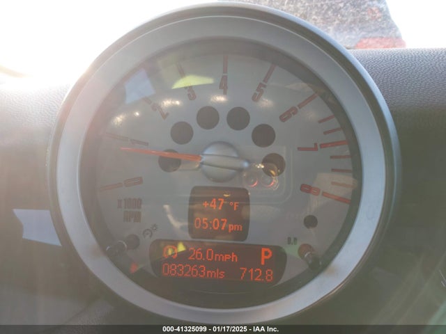 2009 MINI COOPER S CLUBMAN WMWMM33509TP92867 Photo 6