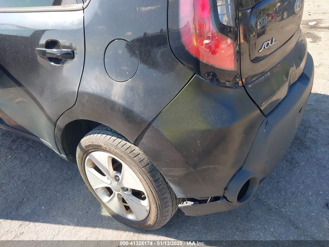 KIA Soul 2016 KNDJN2A22G7833768 Image 14