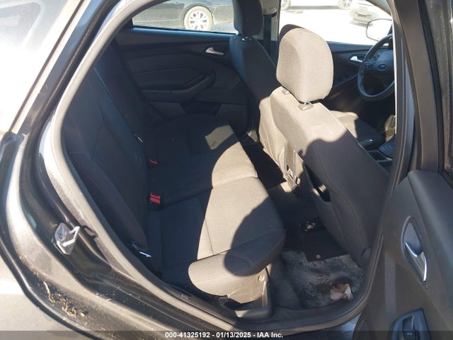Ford FOCUS SE 2016 1FADP3K21GL399576 Image 8