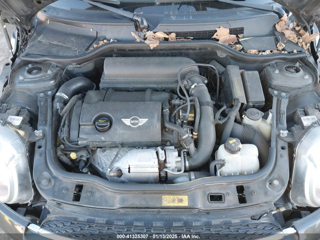2011 MINI COOPER S WMWSV3C5XBTY23813 Photo 9