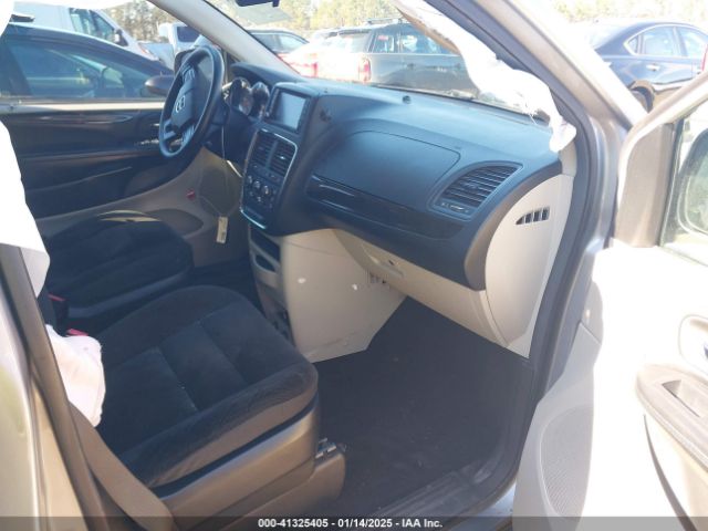 2C4RDGBG8JR165980 Dodge Grand Caravan Se