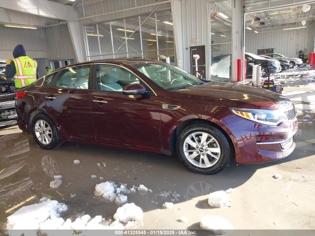 KIA Optima Lx 2018 5XXGT4L35JG197623 Image 13