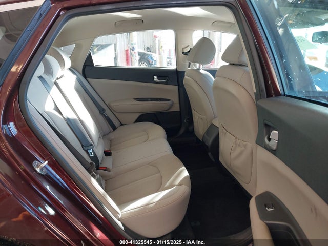 KIA Optima Lx 2018 5XXGT4L35JG197623 Image 8