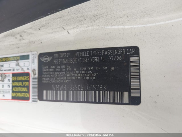 2006 MINI COOPER WMWRF33506TG15783 Photo 8
