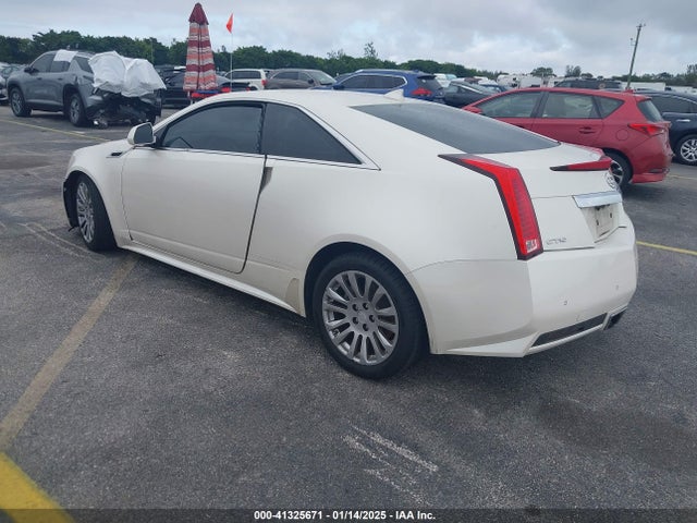 2011 CADILLAC CTS 1G6DJ1ED5B0144391 Photo 2