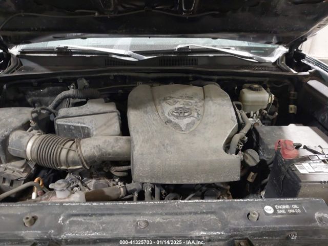 3TMCZ5AN9JM126432 Toyota Tacoma Trd Off Road