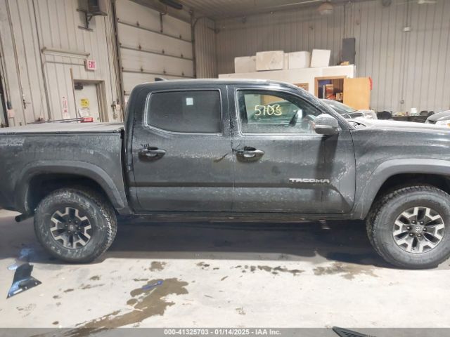 3TMCZ5AN9JM126432 Toyota Tacoma Trd Off Road
