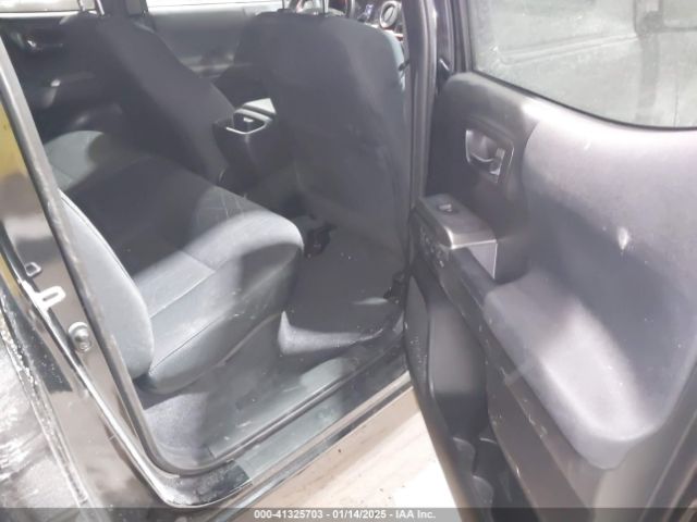 3TMCZ5AN9JM126432 Toyota Tacoma Trd Off Road