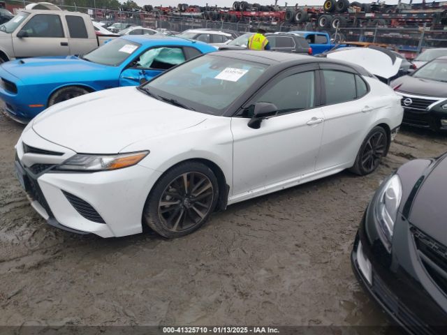4T1B61HK2KU273564 Toyota CAMRY XSE