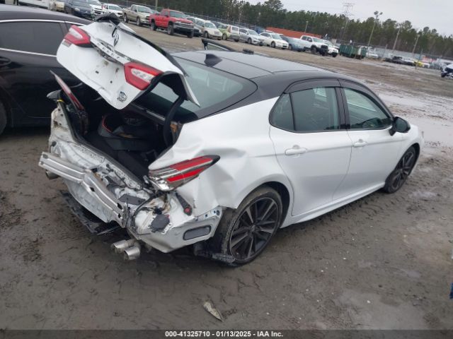 4T1B61HK2KU273564 Toyota CAMRY XSE