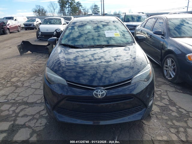 Toyota COROLLA LE 2018 5YFBURHE7JP848868 Image 12