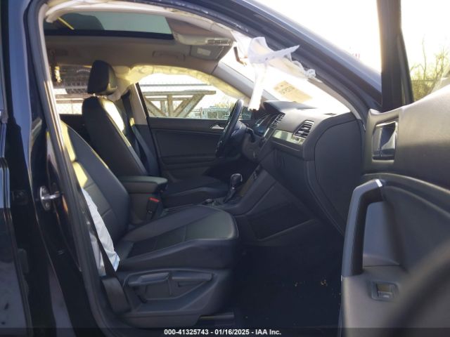 3VV2B7AX1JM204295 Volkswagen Tiguan 2.0t Se/2.0t Sel