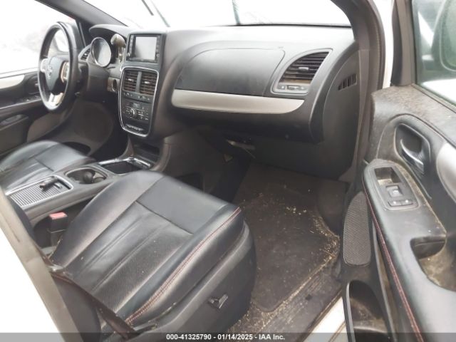 2C4RDGEG3GR317619 Dodge Grand Caravan R/t
