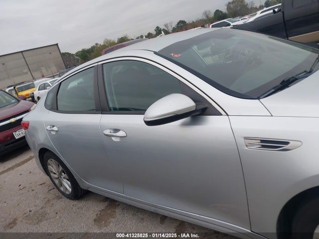 KIA Optima Lx 2017 5XXGT4L37HG173849 Image 13