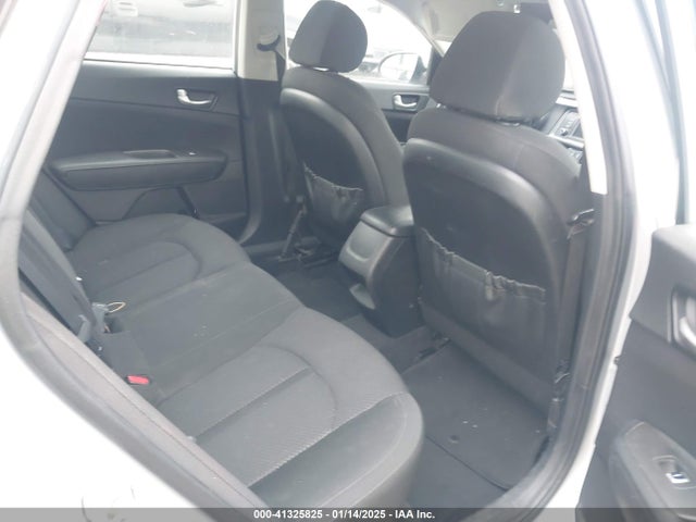 KIA Optima Lx 2017 5XXGT4L37HG173849 Image 8