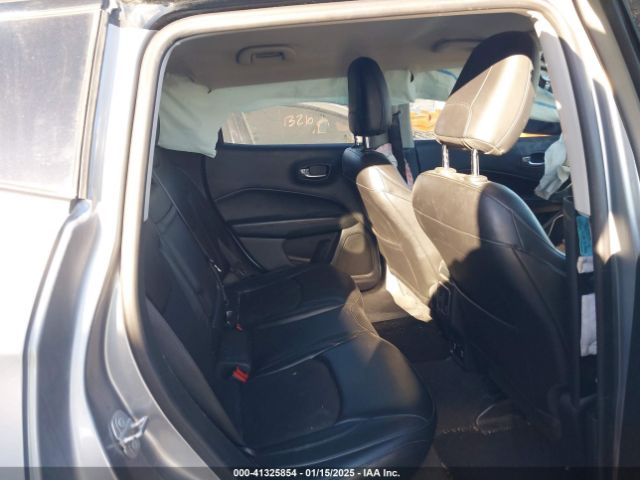 3C4NJDBB1JT326239 Jeep 2018