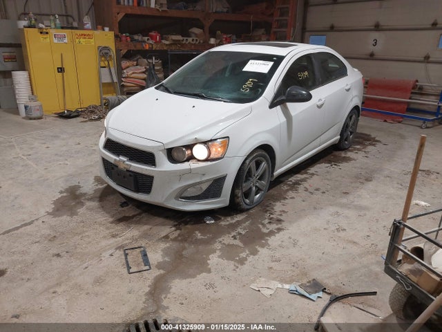 Chevrolet Sonic Rs Auto 2015 1G1JG5SB4F4164728 Image 2