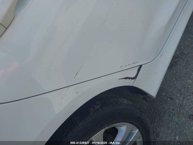 Chrysler 200 Limited 2015 1C3CCCAB8FN612887 Image 15