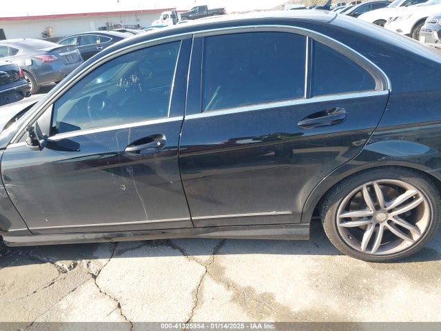 WDDGF4HB2EA965475 Mercedes-Benz C 250 Luxury/sport