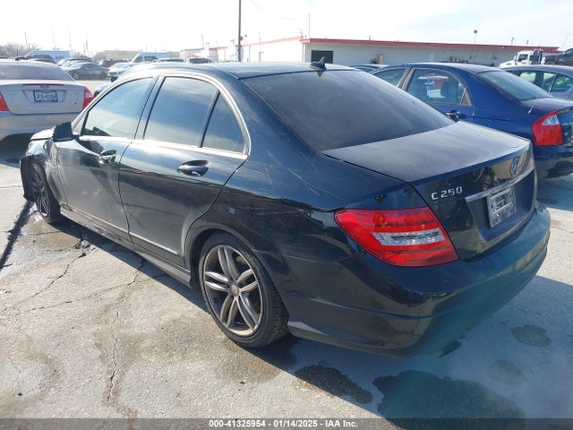 WDDGF4HB2EA965475 Mercedes-Benz C 250 Luxury/sport