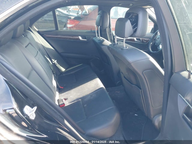 WDDGF4HB2EA965475 Mercedes-Benz C 250 Luxury/sport