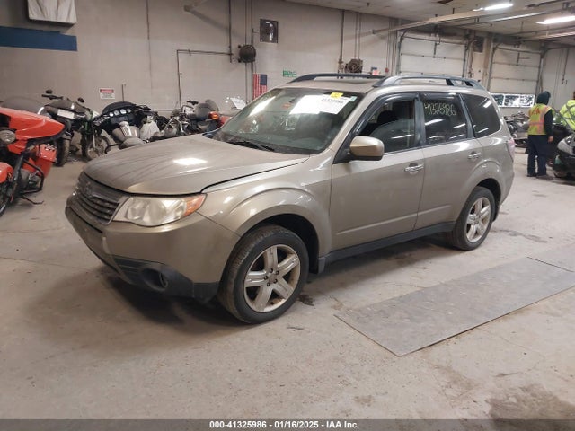 41325986 :رقم المزاد ، JF2SH63699H725312 vin ، 2009 Subaru Forester 2.5x مزاد بيع