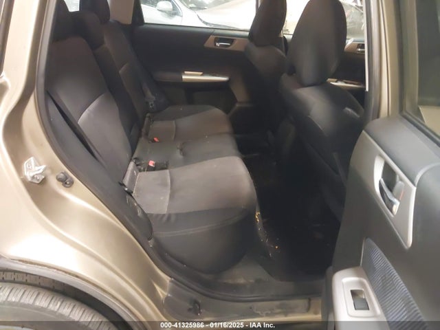 41325986 :رقم المزاد ، JF2SH63699H725312 vin ، 2009 Subaru Forester 2.5x مزاد بيع