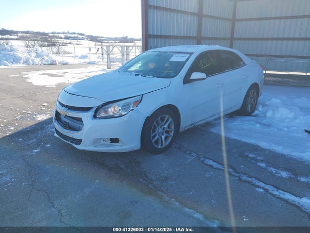 Chevrolet MALIBU 1LT 2015 1G11C5SL2FF319155 Image 2
