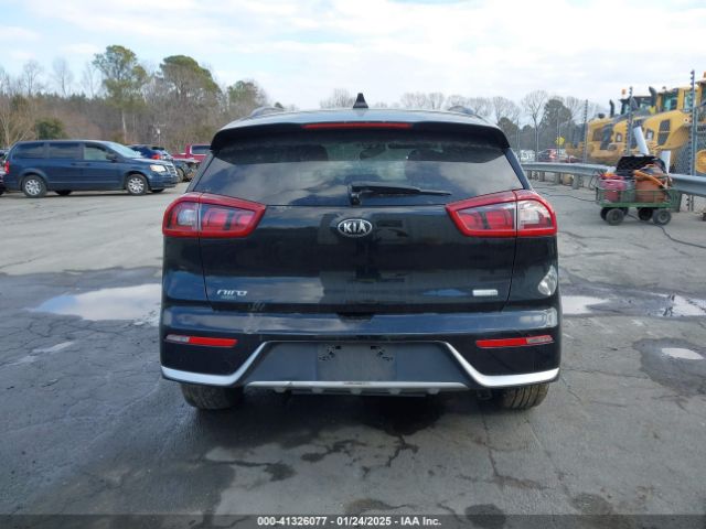 KNDCC3LCXH5070518 KIA NIRO EX