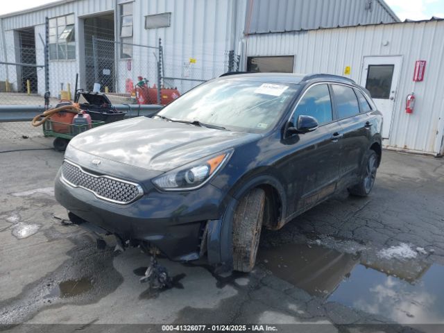 KNDCC3LCXH5070518 KIA NIRO EX