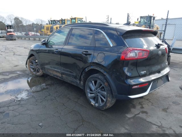 KNDCC3LCXH5070518 KIA NIRO EX