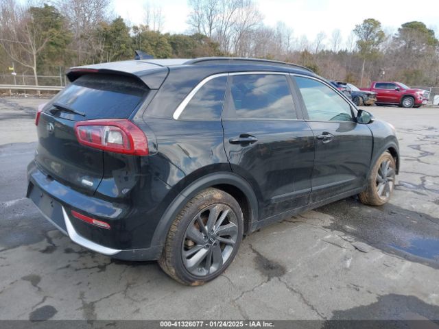 KNDCC3LCXH5070518 KIA NIRO EX