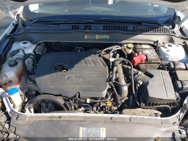3FA6P0HD6JR211711 Ford FUSION SE