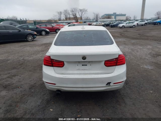 WBA3C3C54EF987037 BMW 320i Xdrive